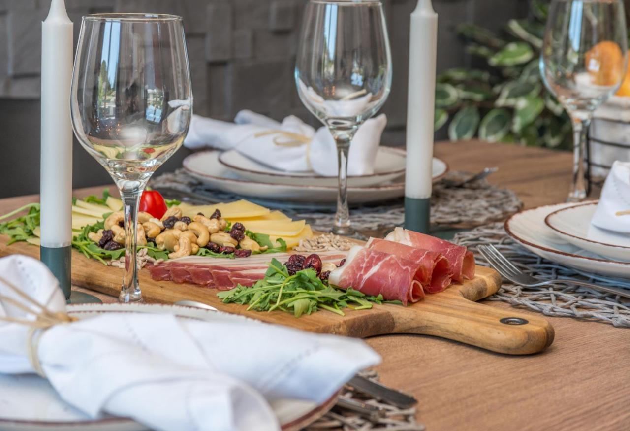 Marilu Luxury Apartments Drage Dış mekan fotoğraf