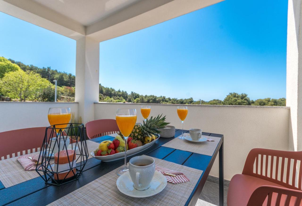Marilu Luxury Apartments Drage Dış mekan fotoğraf