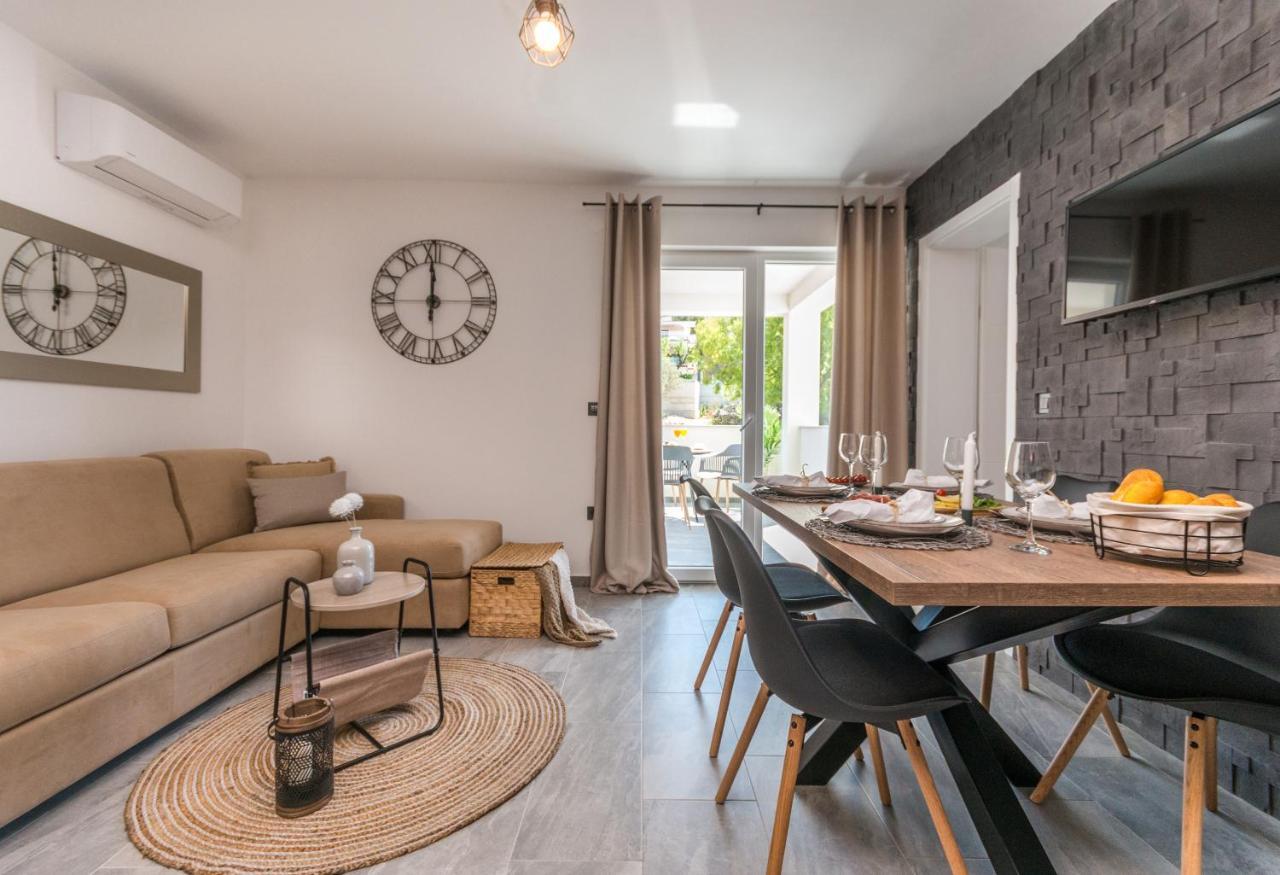 Marilu Luxury Apartments Drage Dış mekan fotoğraf