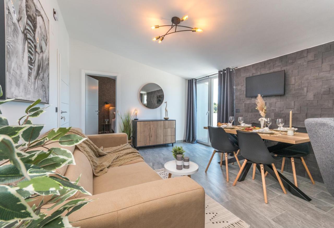 Marilu Luxury Apartments Drage Dış mekan fotoğraf