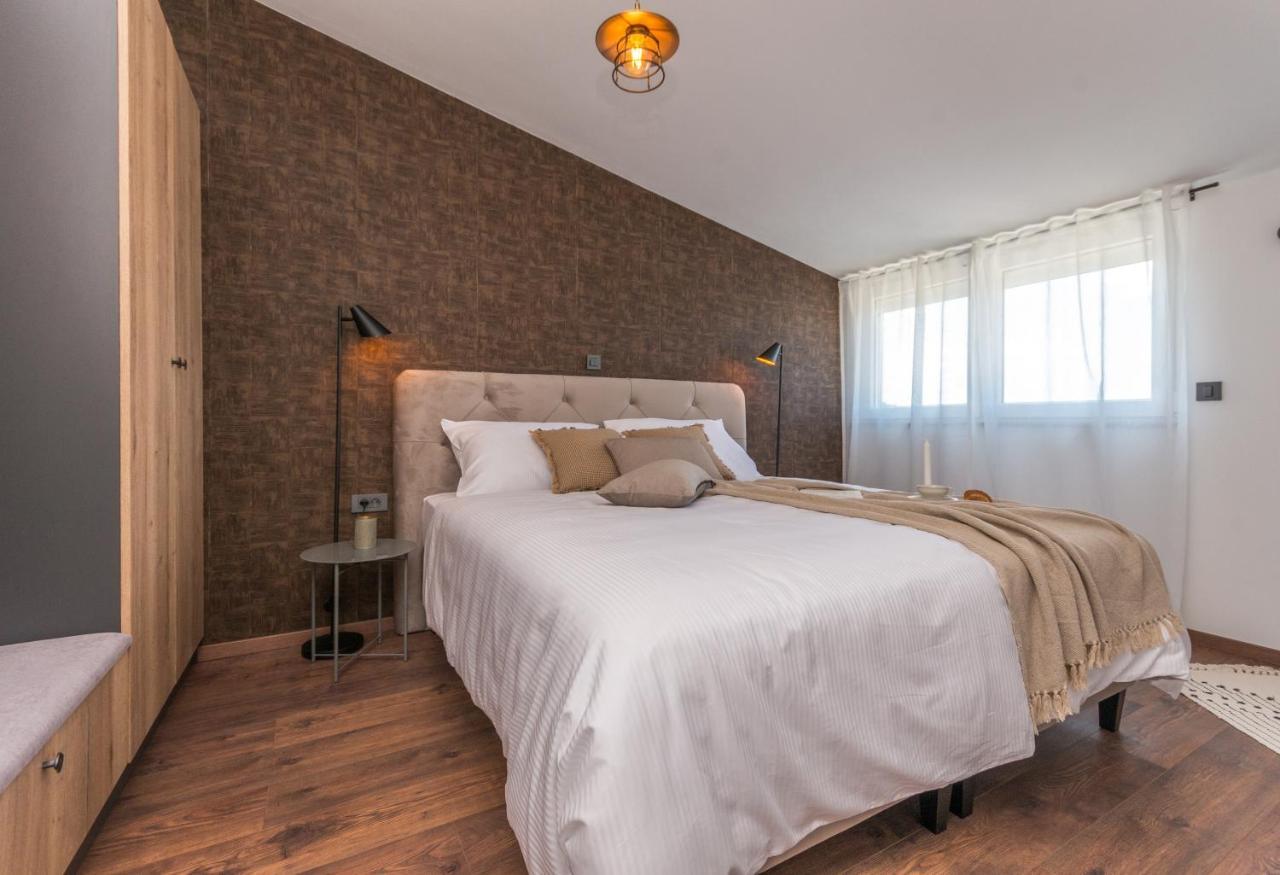 Marilu Luxury Apartments Drage Dış mekan fotoğraf