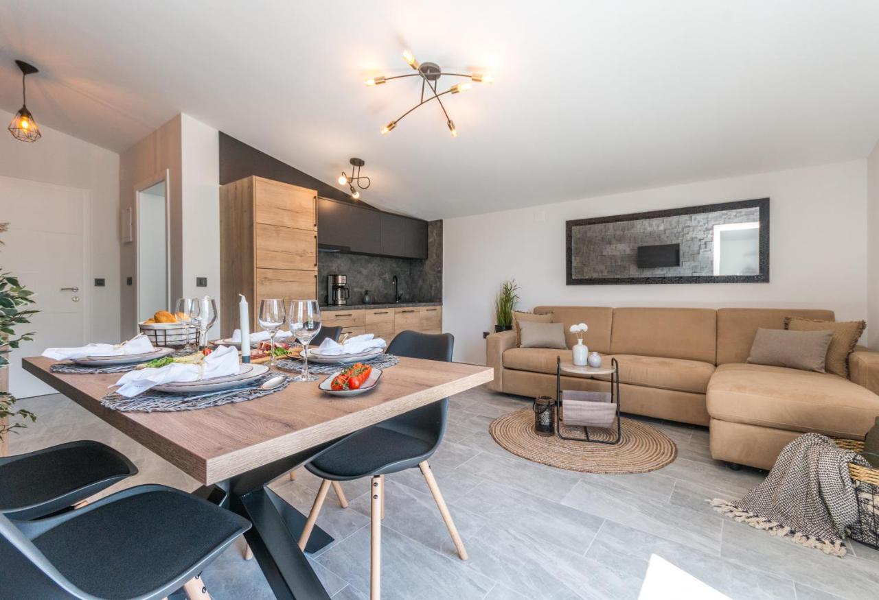 Marilu Luxury Apartments Drage Dış mekan fotoğraf